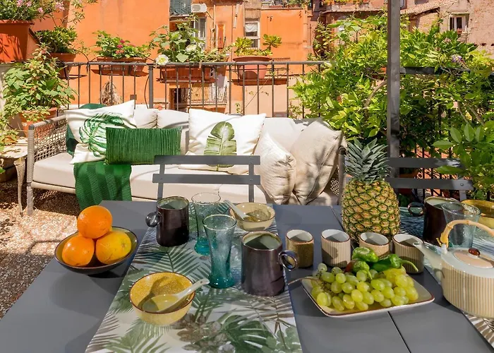Stunning Flat With Terrace In Trastevere Apartment *