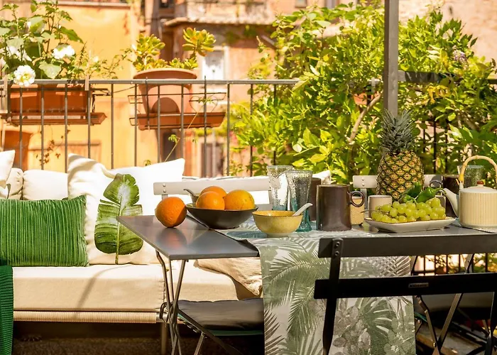 Stunning Flat With Terrace In Trastevere Apartment *